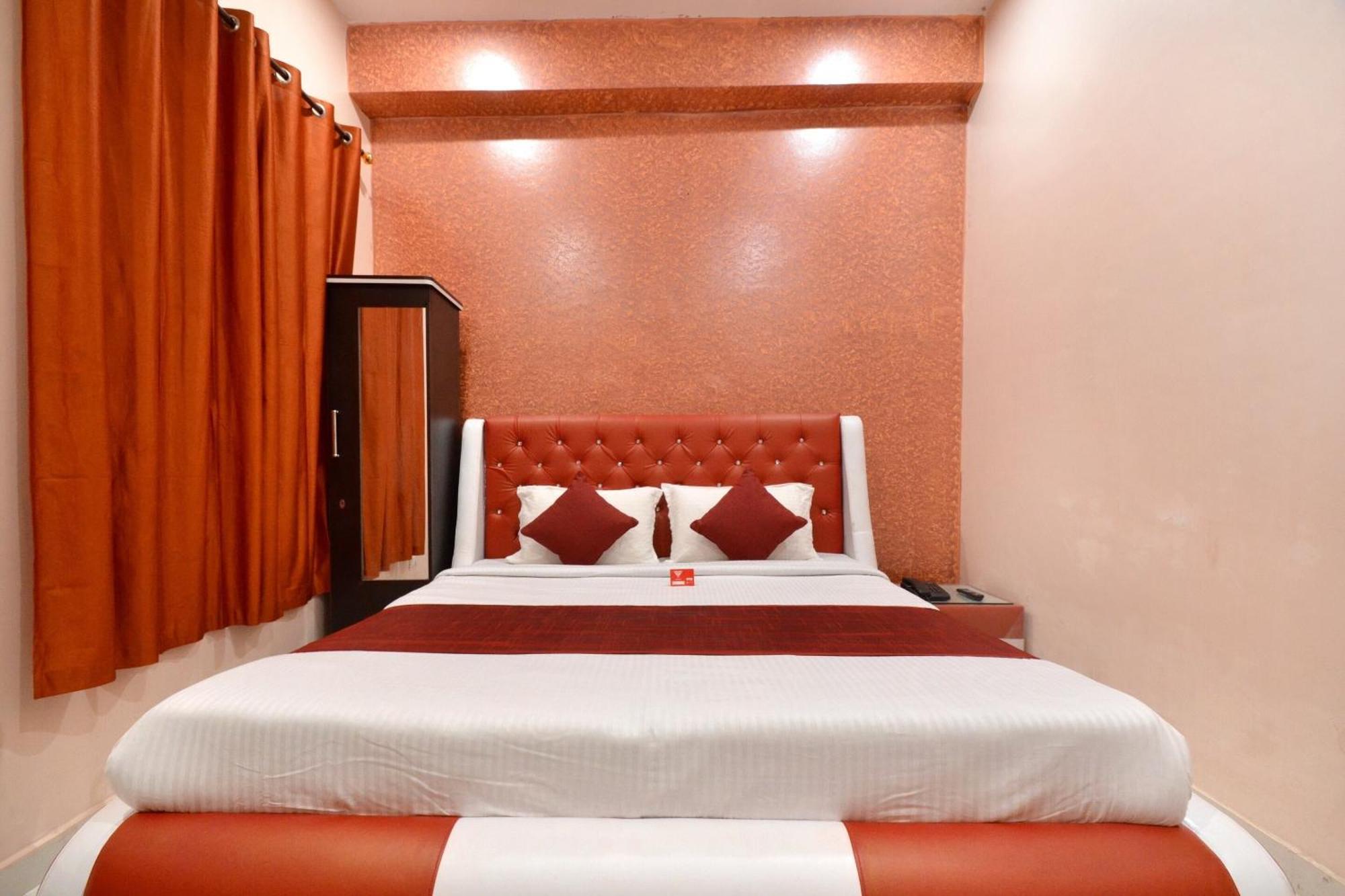 Hotel O Galaxy Nayagaon Dış mekan fotoğraf