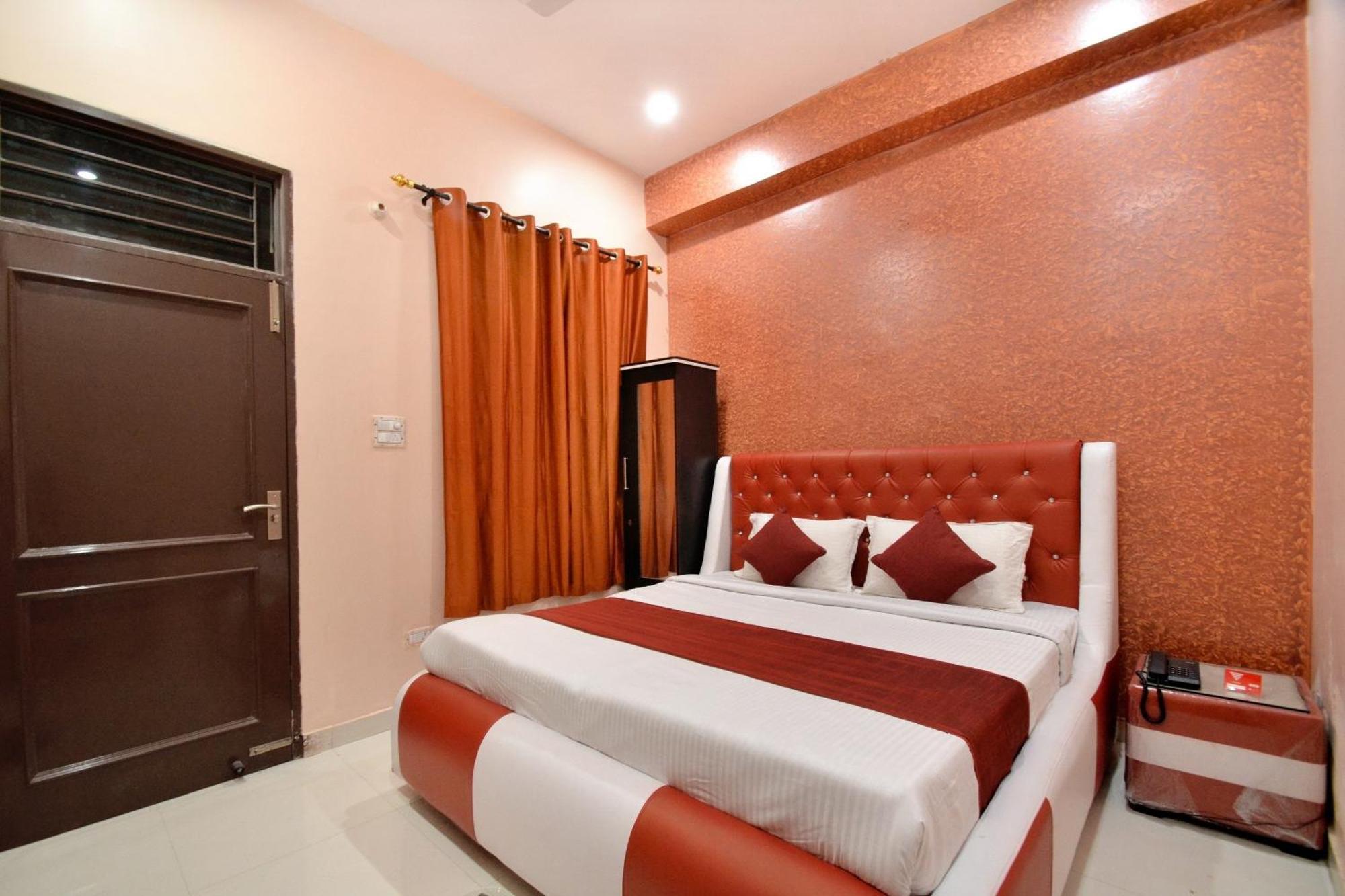 Hotel O Galaxy Nayagaon Dış mekan fotoğraf